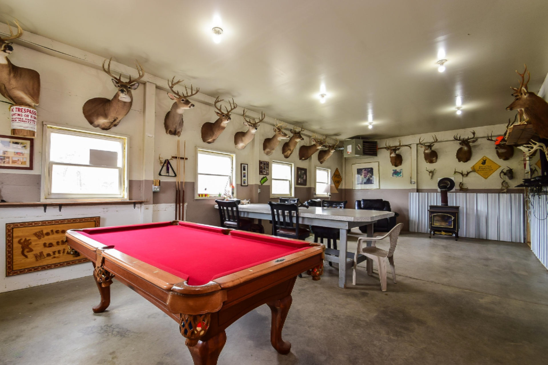 4950 Zahm Road Belding, MI 48809 - Photo 51 of 62 023-Recreation_Room-4006098-medium