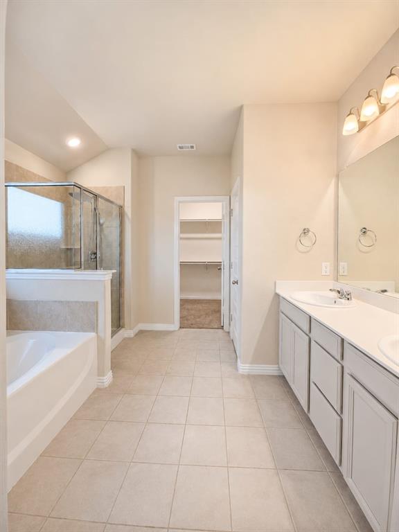 1124 Rountree Court Celina, TX 75009 - Photo 10 of 18