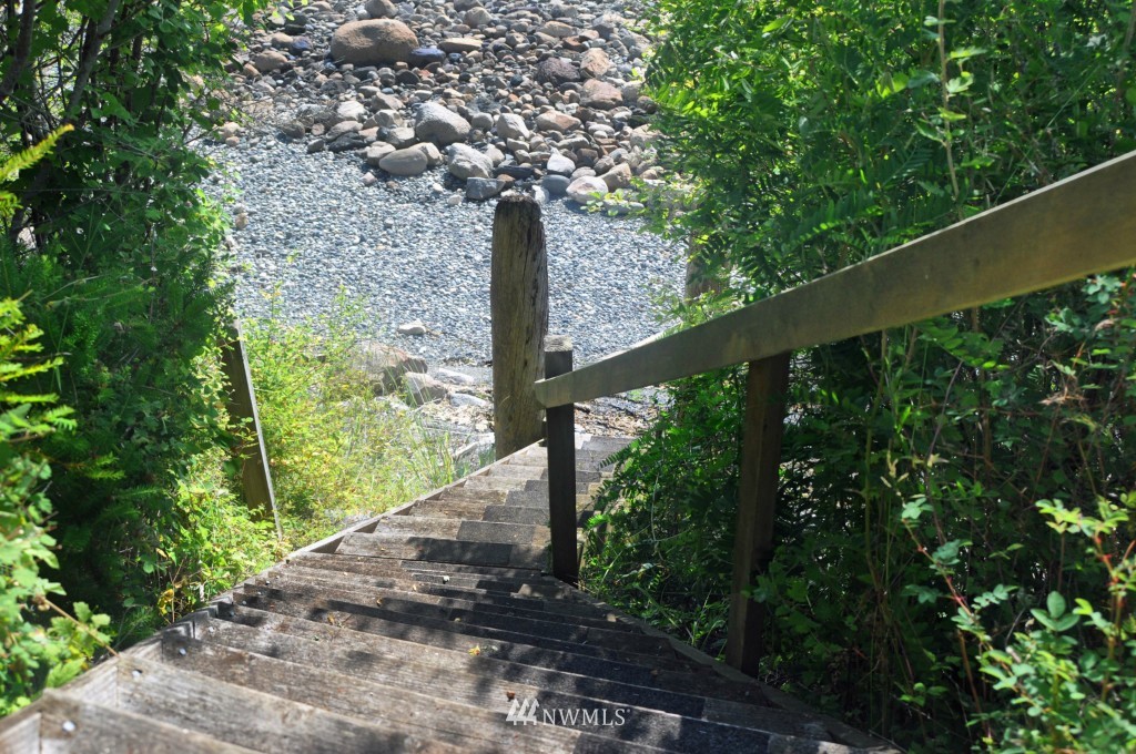 1267 Lopez Sound Road Lopez Island, WA 98261 - Photo 23 of 25