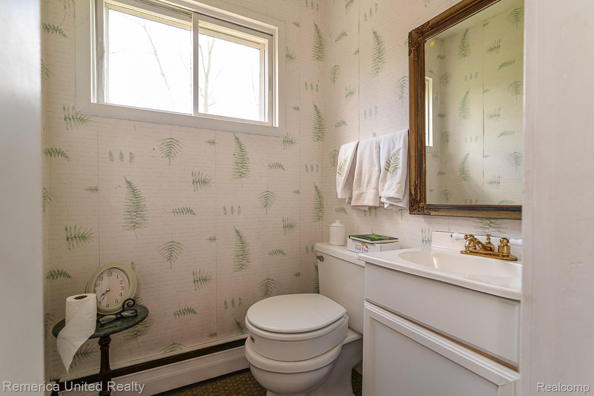 25660 Code Southfield, MI 48033 - Photo 34 of 60 DSC_8193.jpg