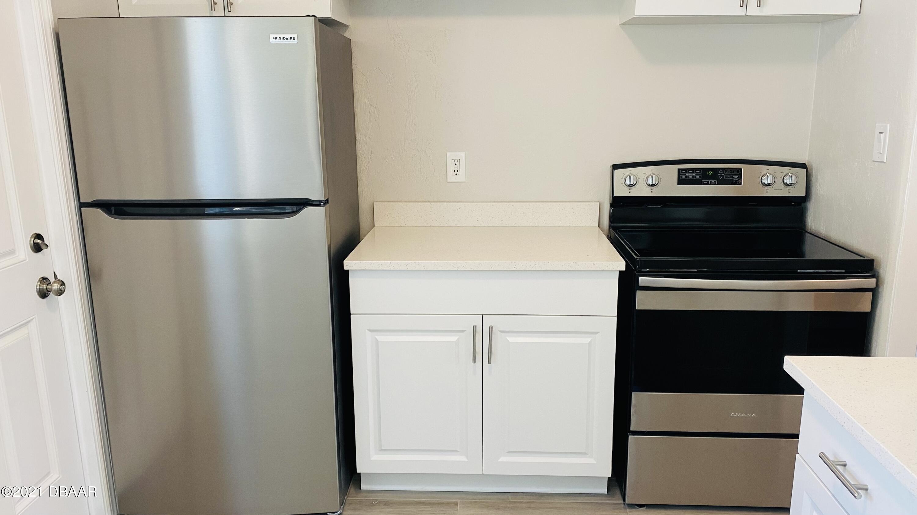 914 North Wild Olive Avenue, Unit 912 Daytona Beach, FL 32118 - Photo 16 of 38 7C45D916-6EDF-48E6-957E-688A95DEE60A