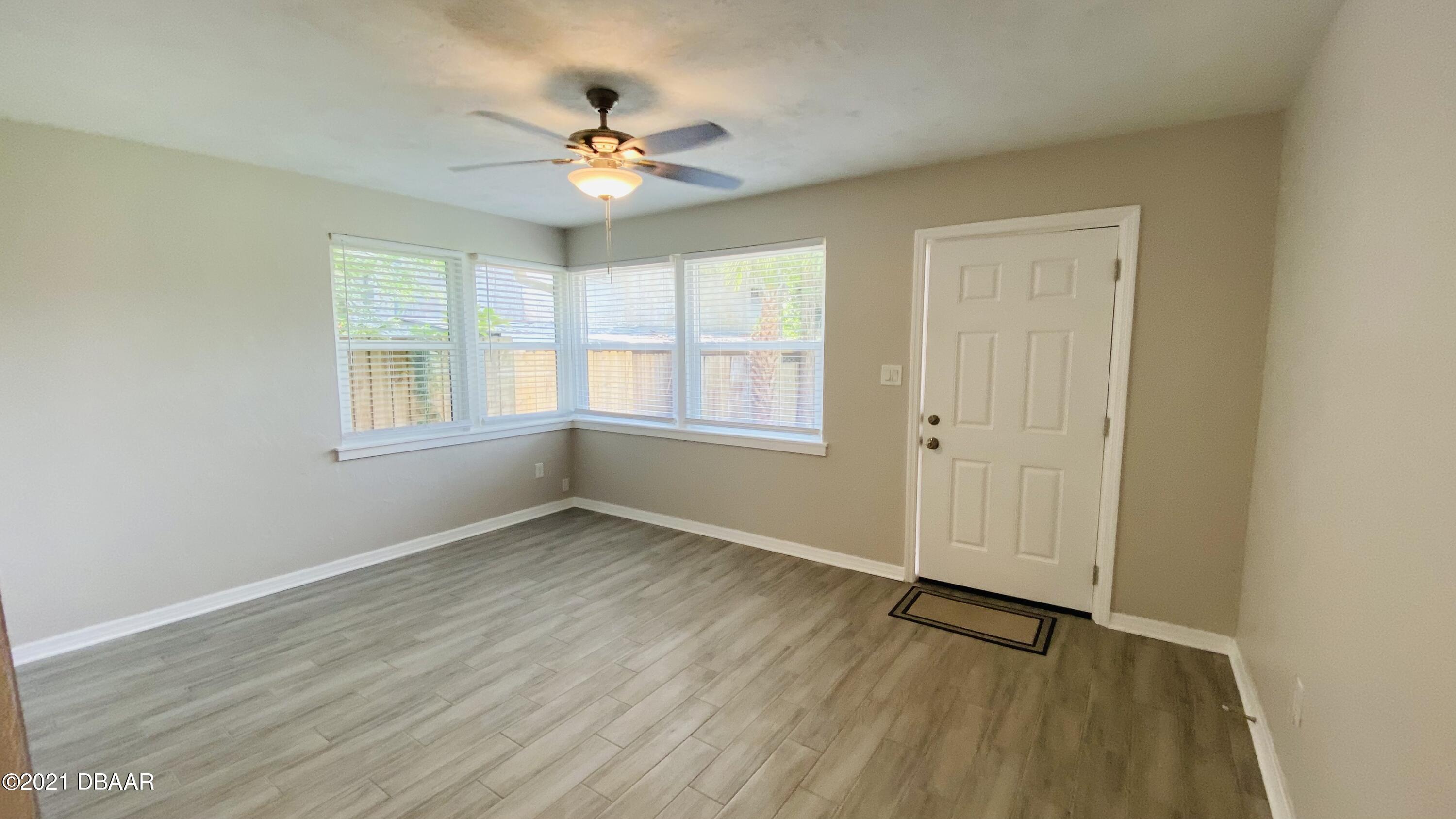 914 North Wild Olive Avenue, Unit 912 Daytona Beach, FL 32118 - Photo 7 of 38 622FA33B-2A85-42E2-B054-330FEADC325B