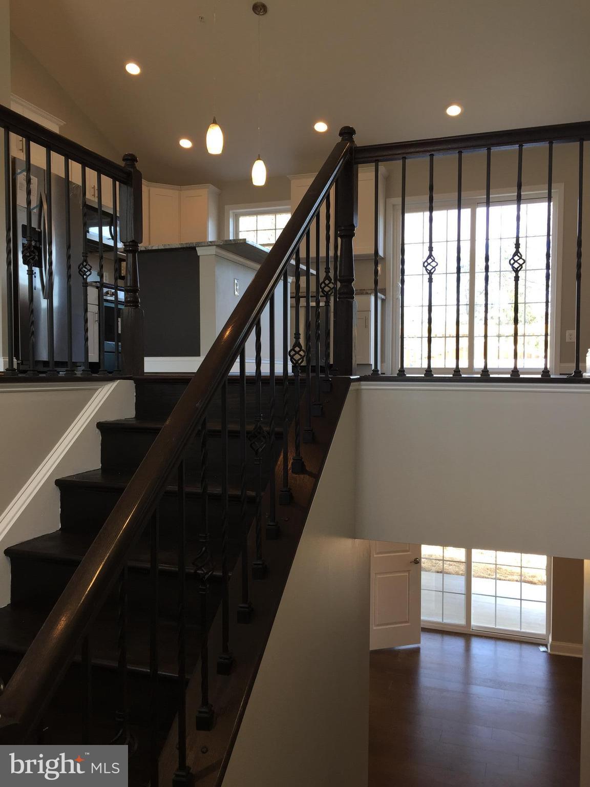 3611 Florida Road Baltimore, MD 21244 - Photo 3 of 30 a view of an entryway