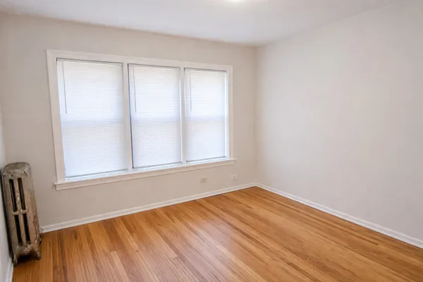 $1,200 | 6710 South Merrill Avenue, Unit 2W, Chicago, IL 60649