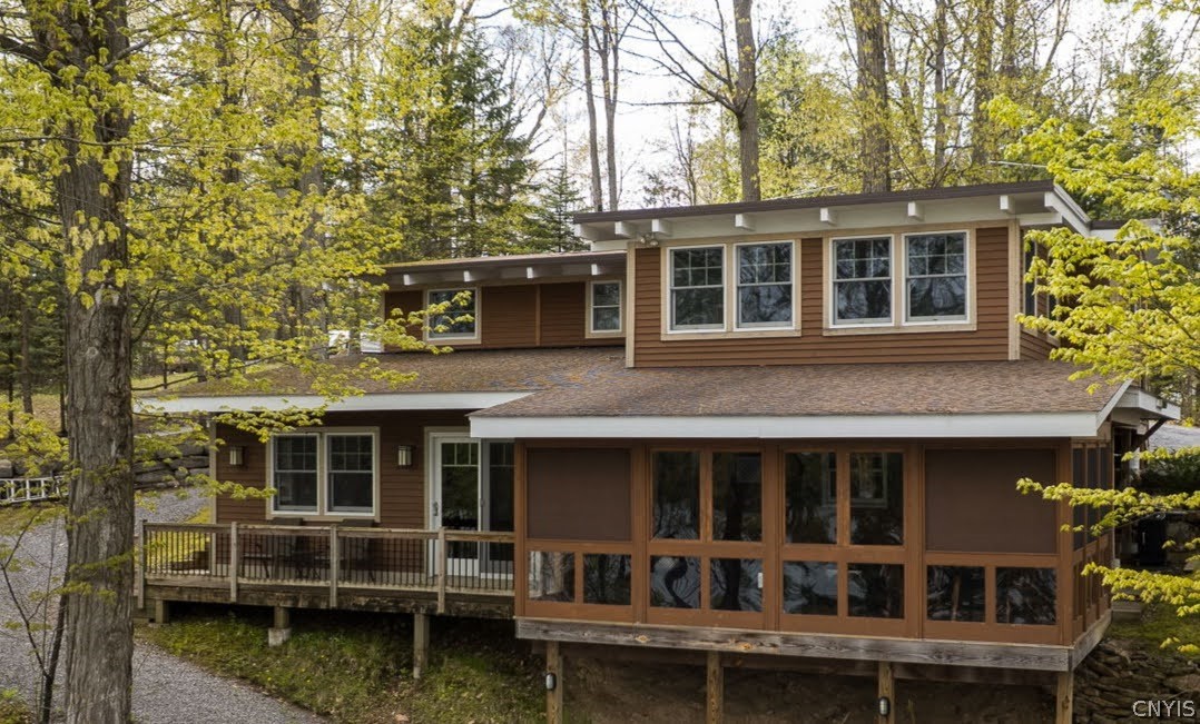 18490 Otter Point Road Orleans, NY 13640 - Photo 1 of 45 water side exterior