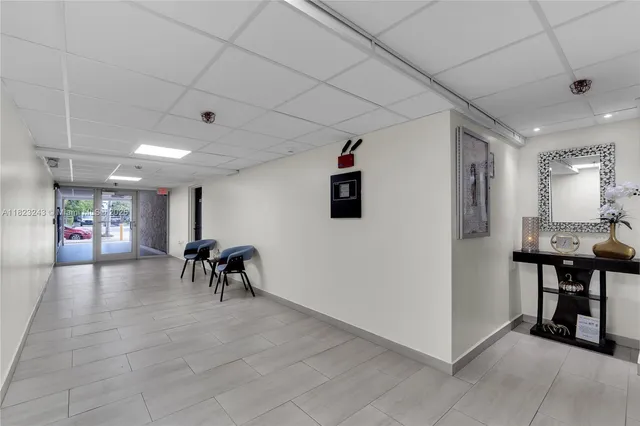 $2,550 | 6920 Harding Avenue, Unit 502, Miami Beach, FL 33141