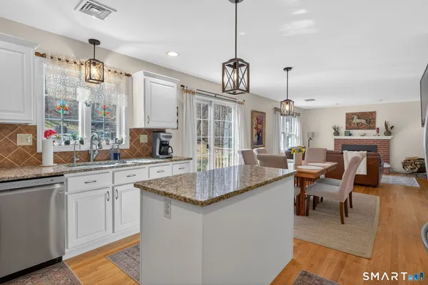 $630,000 | 130 S Road, Marlborough, CT 06447