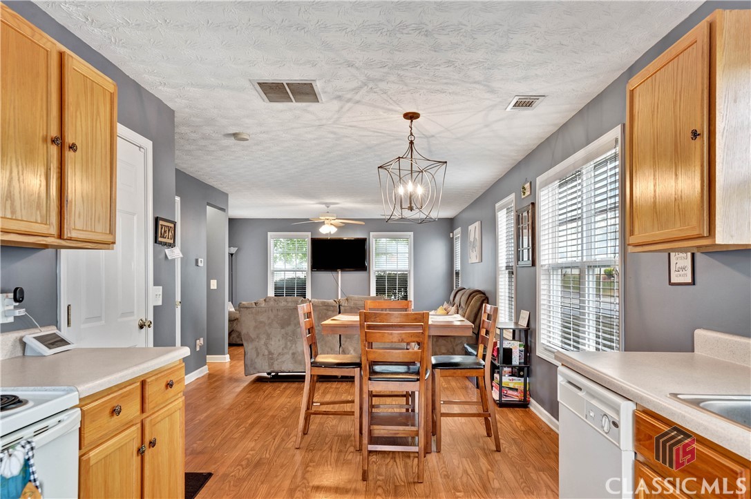 321 Samuel Clemens Way Athens, GA 30607 - Photo 9 of 33