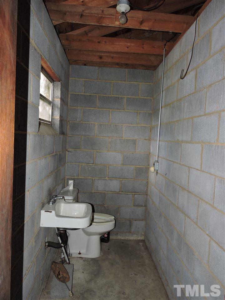 374 City Lake Road Roxboro, NC 27574 - Photo 16 of 21