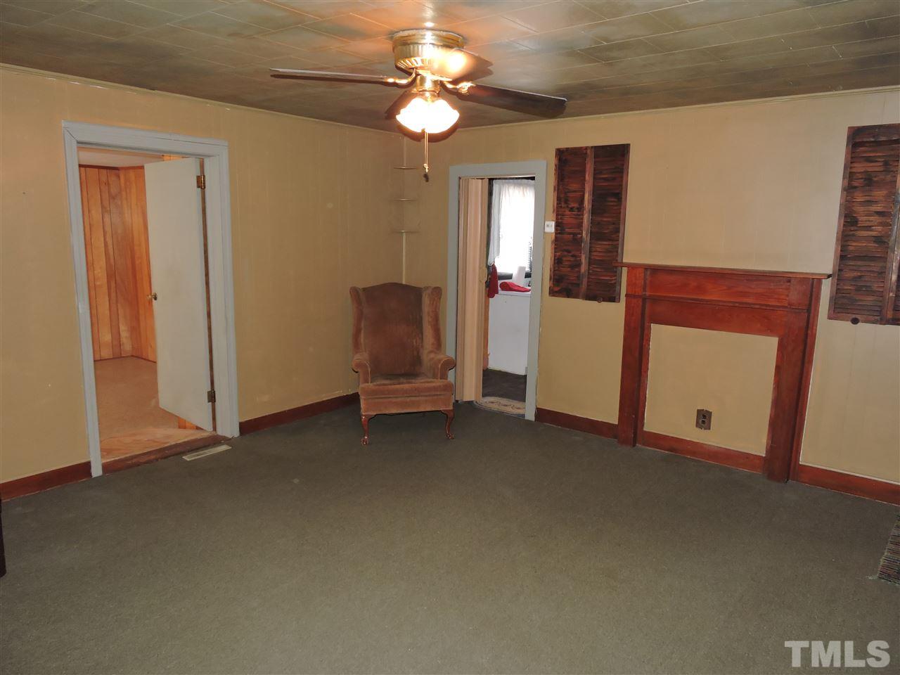 374 City Lake Road Roxboro, NC 27574 - Photo 3 of 21
