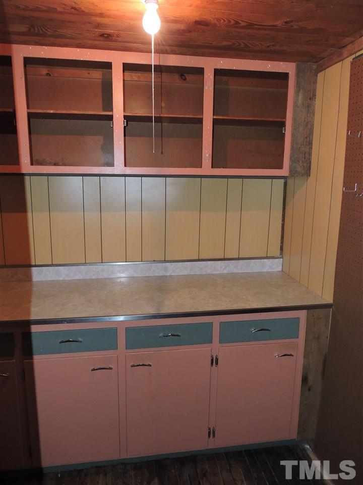 374 City Lake Road Roxboro, NC 27574 - Photo 5 of 21