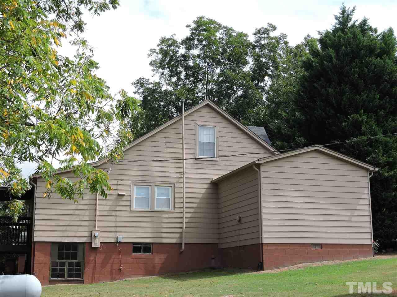 374 City Lake Road Roxboro, NC 27574 - Photo 10 of 21