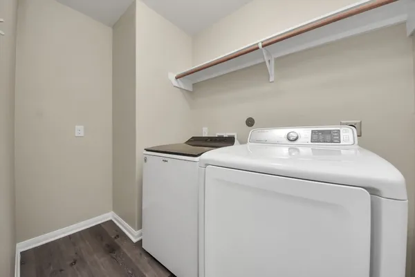 $319,000 | 1855 Garnet Breeze Drive, Rosharon, TX 77583