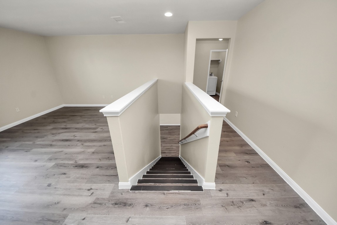 1855 Garnet Breeze Drive Rosharon, TX 77583 - Photo 20 of 38 a view of entryway