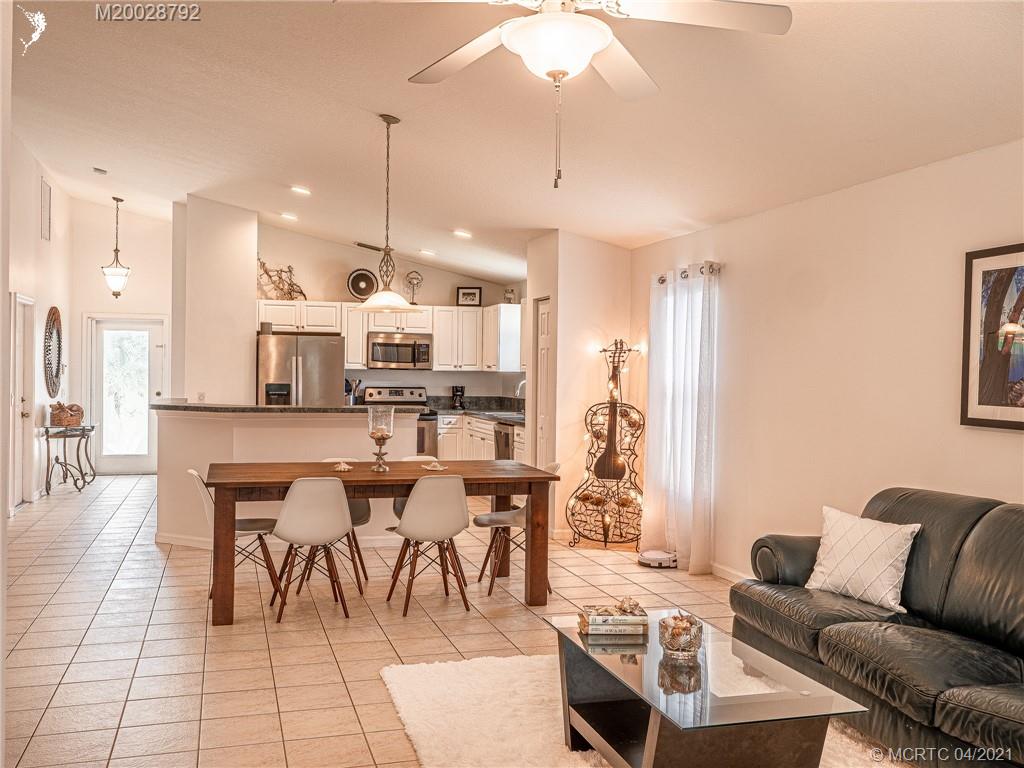 8906 Southwest Caprice Circle Stuart, FL 34997 - Photo 3 of 23 Gallery Image 3