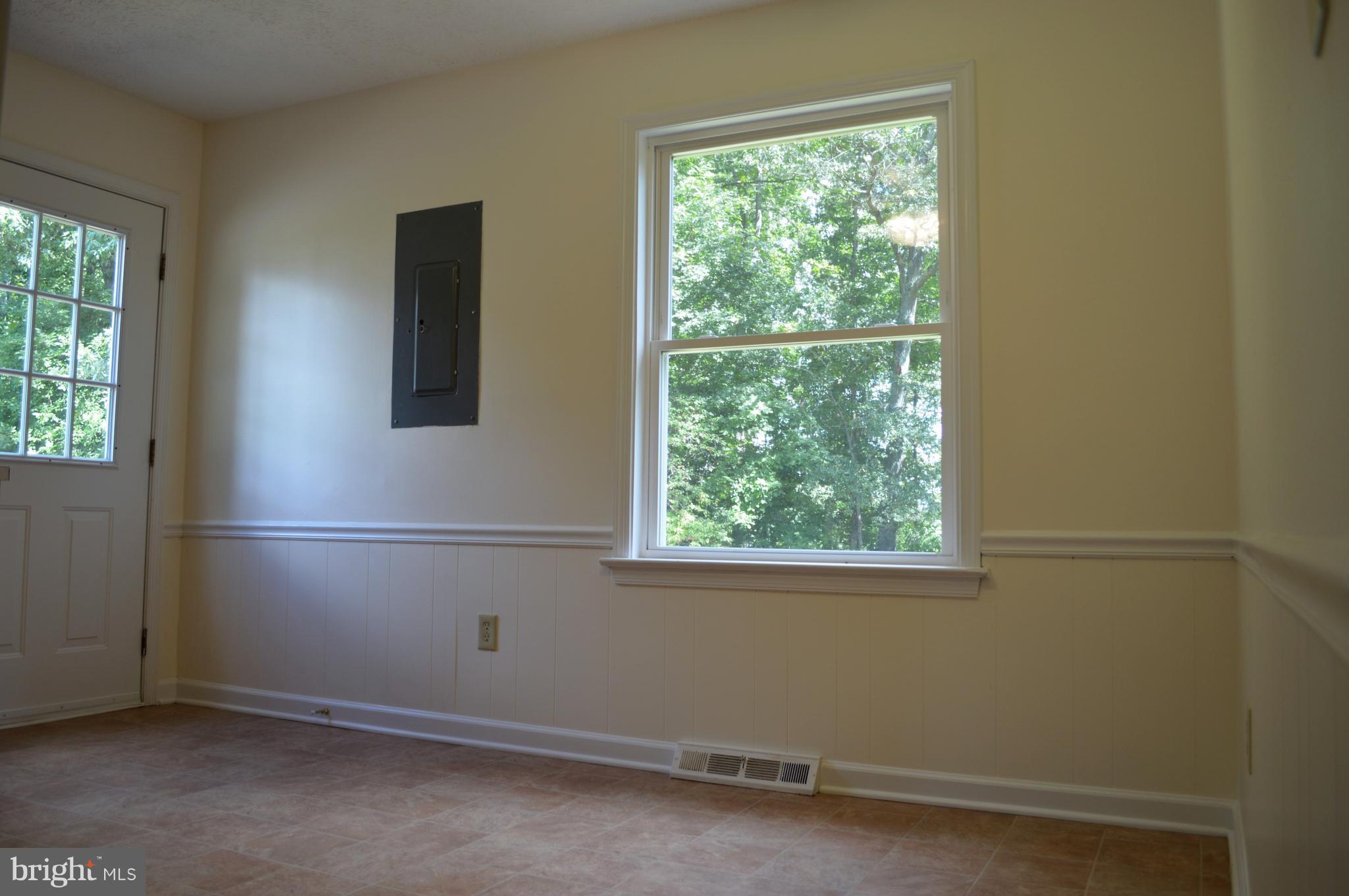9643 Roys Lane Culpeper, VA 22701 - Photo 7 of 18 Kitchen