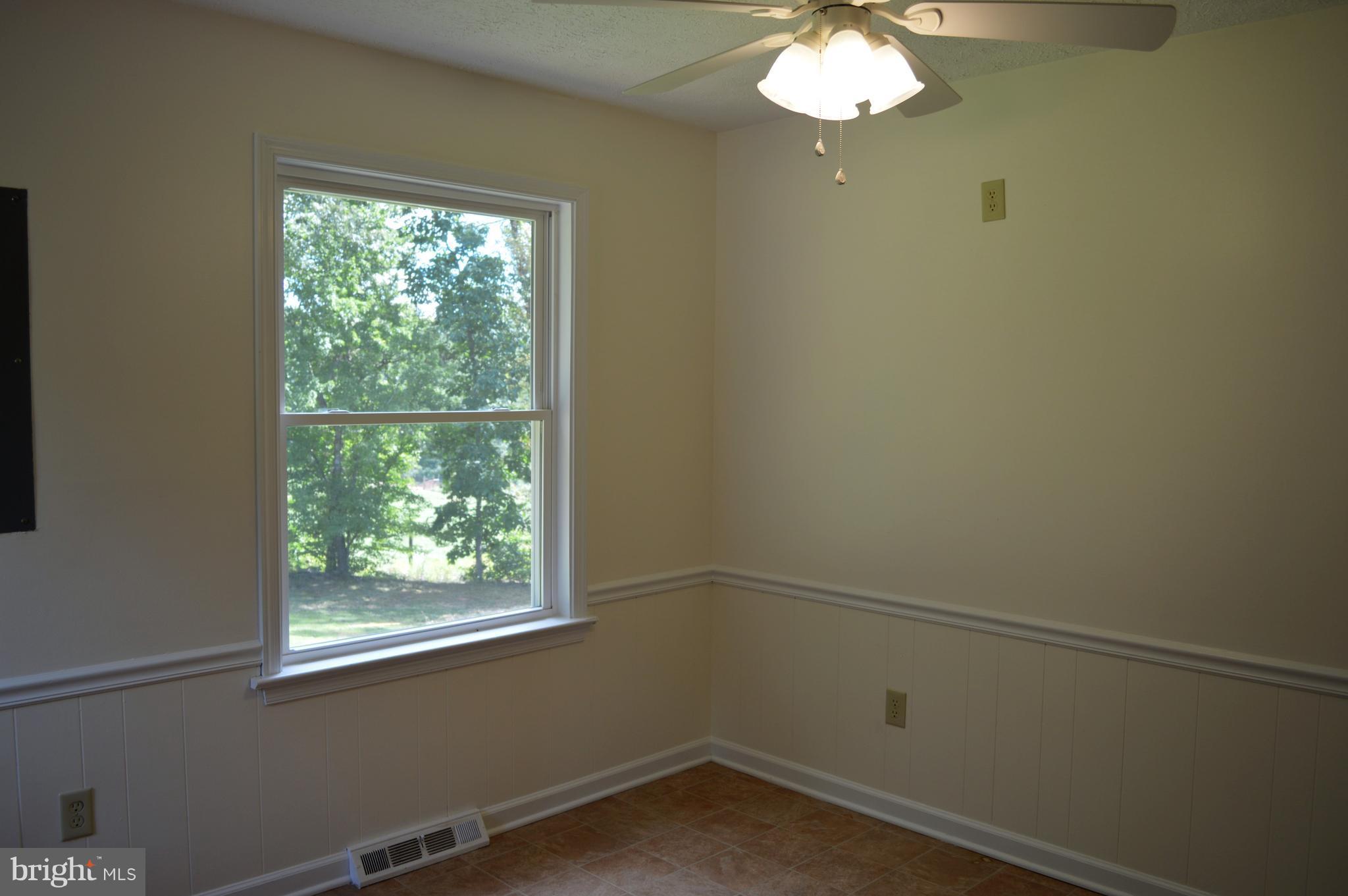 9643 Roys Lane Culpeper, VA 22701 - Photo 8 of 18 Kitchen