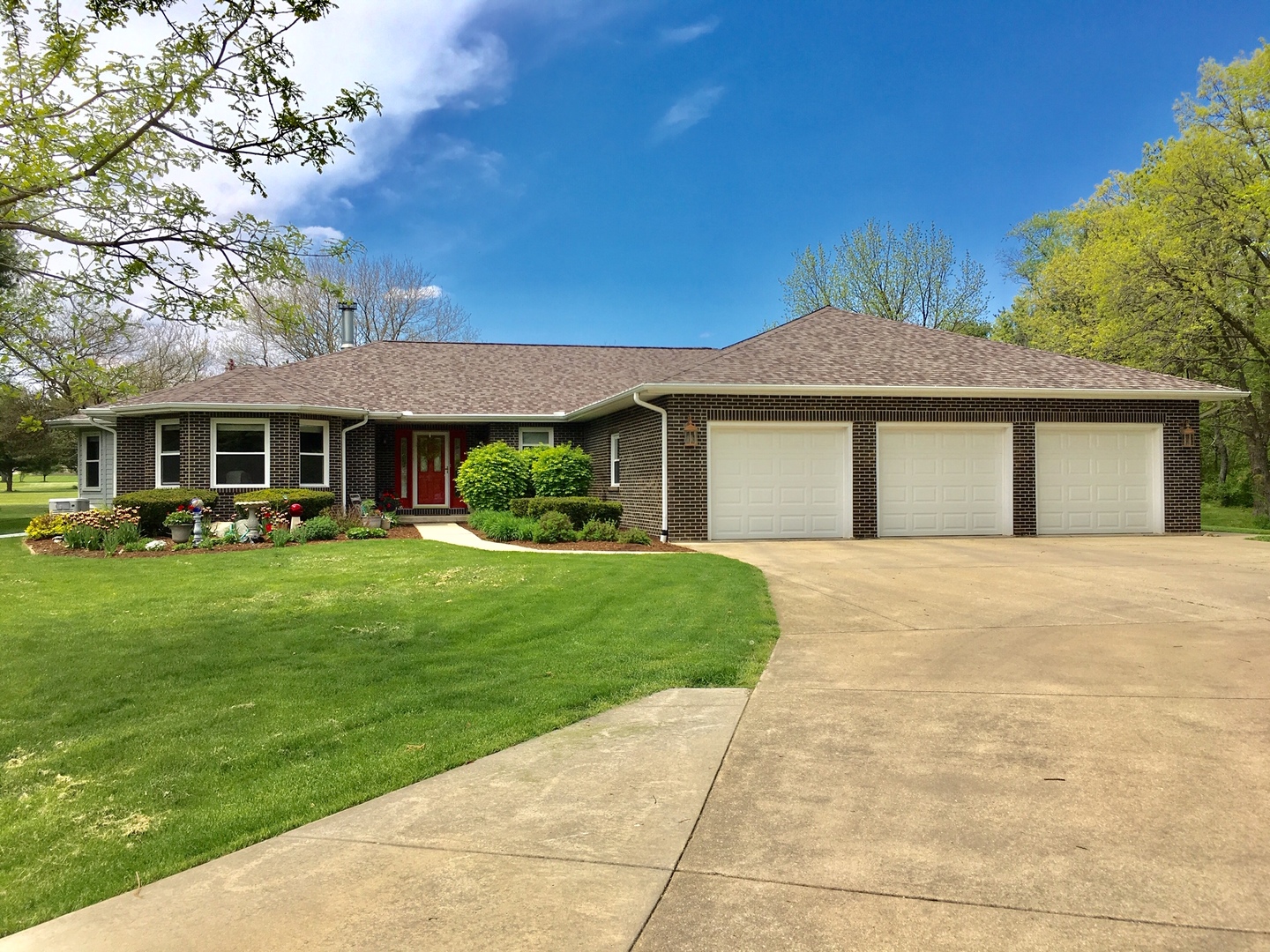 3095 East 1879th Road Grand Ridge, IL 61325 - Photo 1 of 42