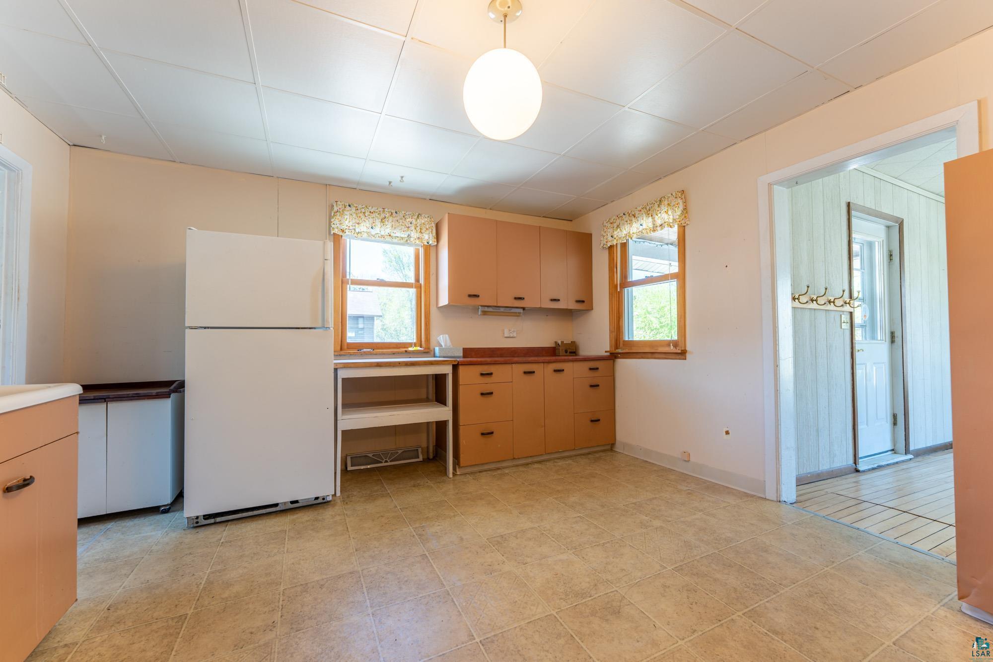2 East Conan Street Ely, MN 55731 - Photo 6 of 25