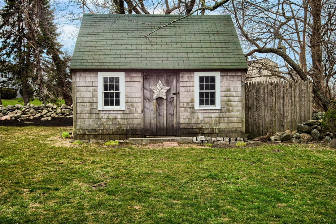 29 Sachem Road Tiverton, RI 02878 - Photo 6 of 29