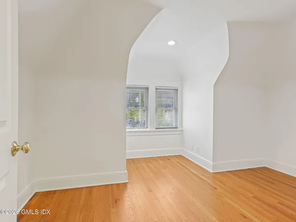 $3,500 | 36 Locust Street, Unit 2, Greenwich, CT 06830