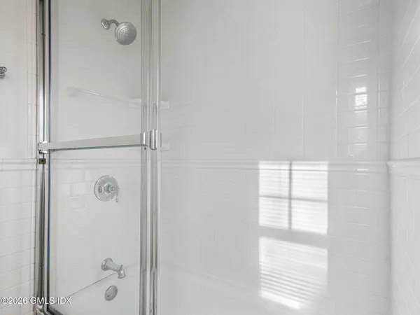 $3,500 | 36 Locust Street, Unit 2, Greenwich, CT 06830
