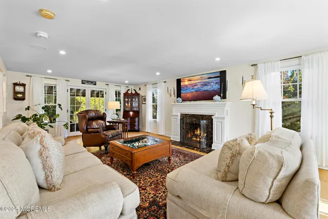$4,195,000 | 201 Beacon Boulevard, Sea Girt, NJ 08750