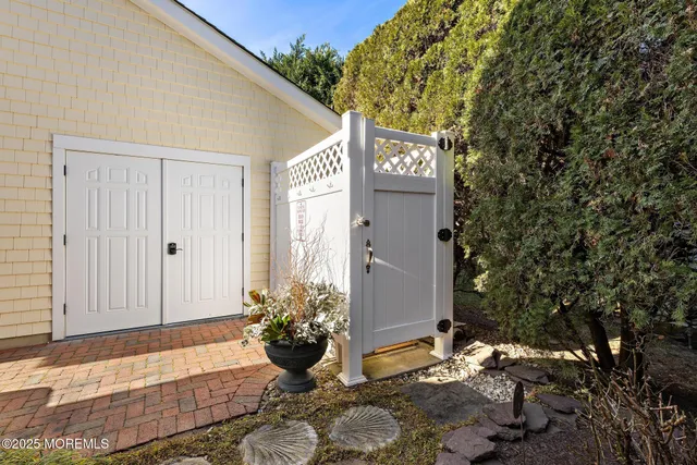 $4,195,000 | 201 Beacon Boulevard, Sea Girt, NJ 08750