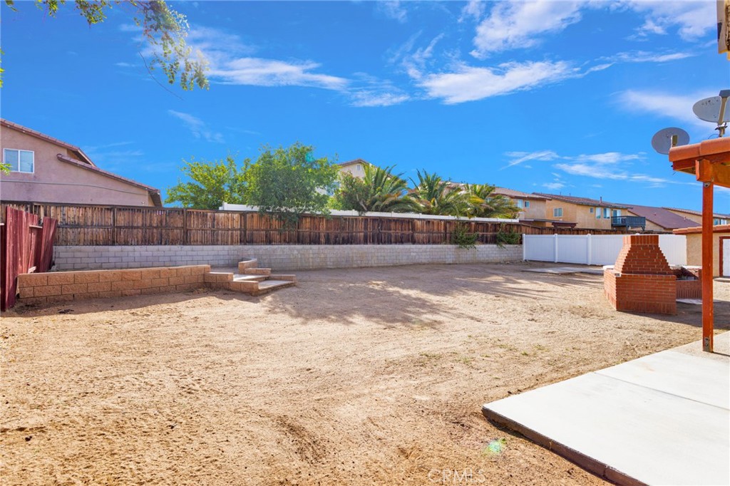 13194 Cardinal Road Victorville, CA 92392 - Photo 54 of 64