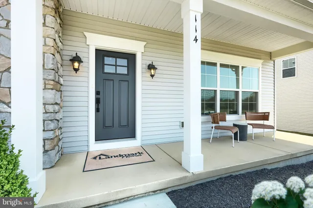 $527,800 | 114 Blue Mountain Boulevard, Carlisle, PA 17013