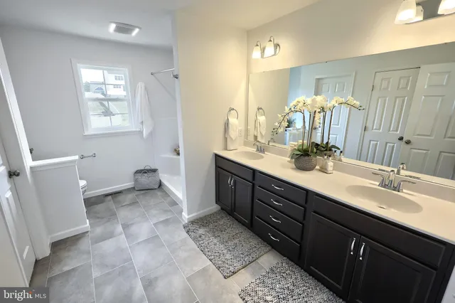 $527,800 | 114 Blue Mountain Boulevard, Carlisle, PA 17013