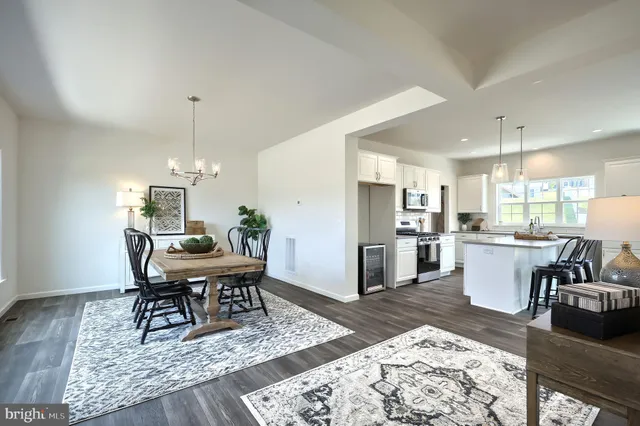 $527,800 | 114 Blue Mountain Boulevard, Carlisle, PA 17013