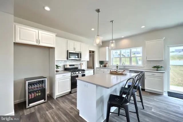 $527,800 | 114 Blue Mountain Boulevard, Carlisle, PA 17013