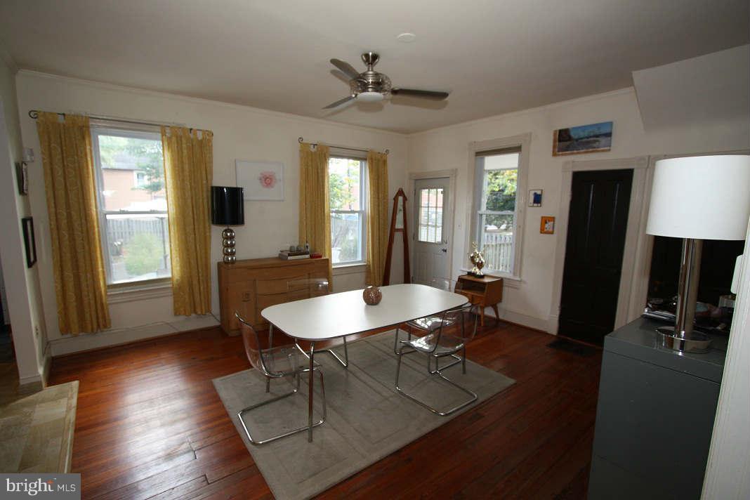 4801 Rittenhouse Street Riverdale, MD 20737 - Photo 8 of 17 Family Room