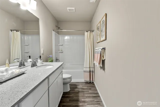 $574,990 | 9828 Ferns Street Southeast, Yelm, WA 98597