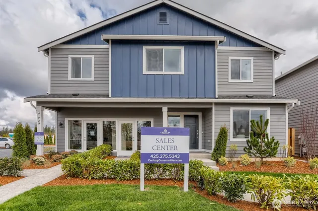$574,990 | 9828 Ferns Street Southeast, Yelm, WA 98597