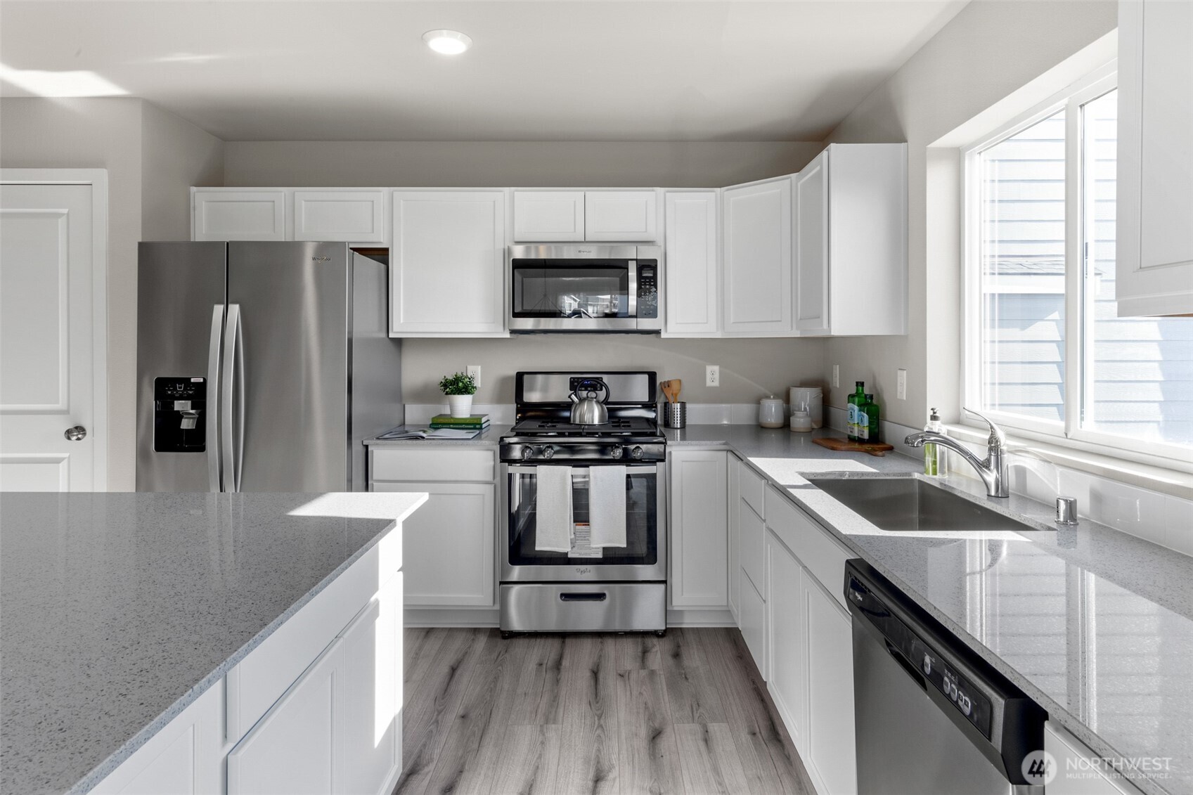 9828 Ferns Loop Southeast Yelm, WA 98597 - Photo 8 of 26