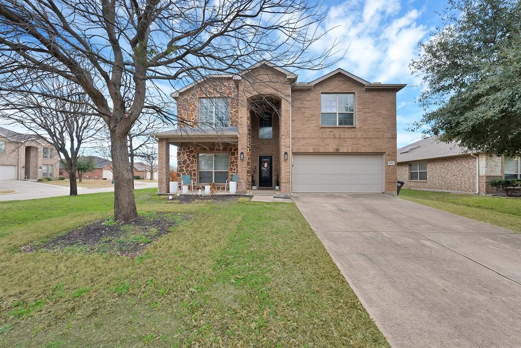 3822 Spring Run Lane Melissa, TX 75454 - Photo 1 of 39 a front view of house with yard and green space