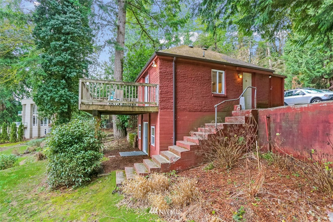 18110 West Spring Lake Drive Southeast Renton, WA 98058 - Photo 22 of 38 Gallery Image 22