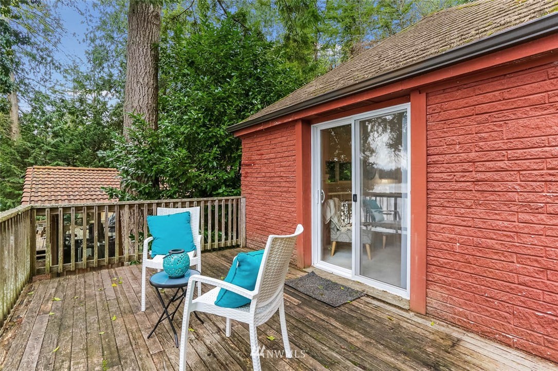 18110 West Spring Lake Drive Southeast Renton, WA 98058 - Photo 25 of 38 Gallery Image 25