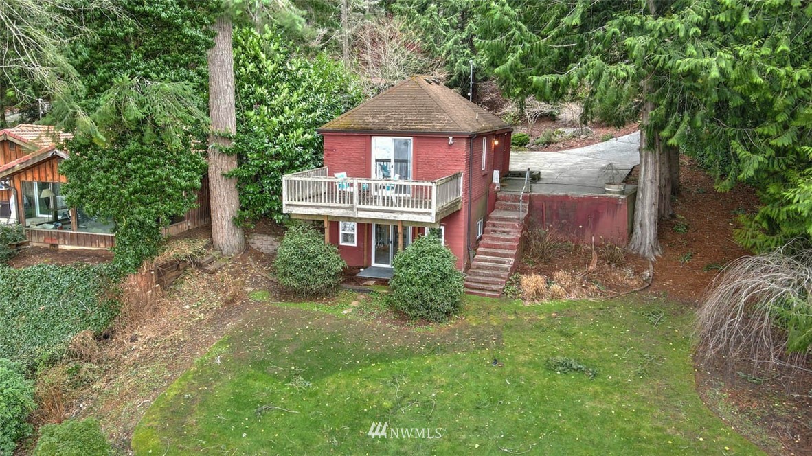 18110 West Spring Lake Drive Southeast Renton, WA 98058 - Photo 32 of 38 Gallery Image 32