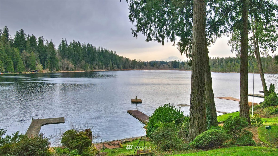 18110 West Spring Lake Drive Southeast Renton, WA 98058 - Photo 37 of 38 Gallery Image 37