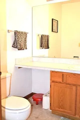 $2,400 | 1246 Shawford Way, Elgin, IL 60120