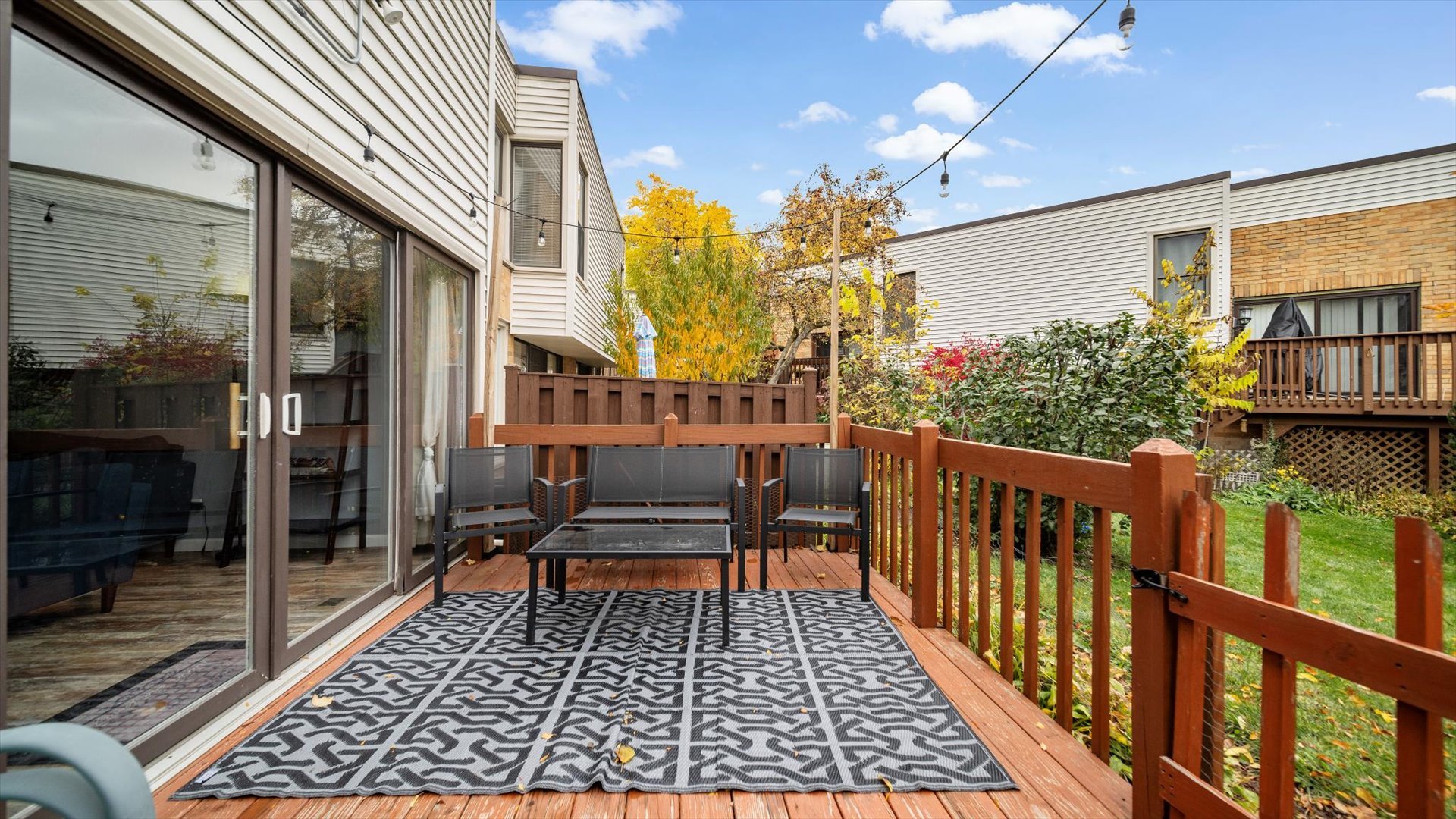 1005 Spring Mill Drive Hoffman Estates, IL 60169 - Photo 44 of 44 a view of a balcony with chairs
