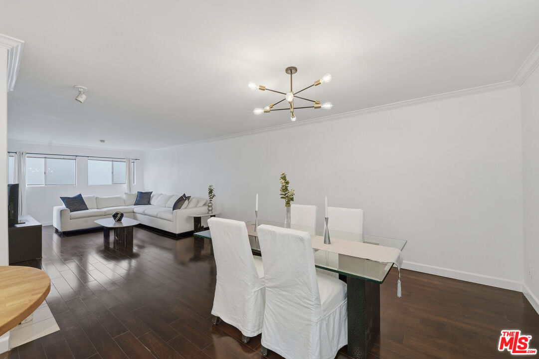 10732 Woodbine Street, Unit 3 Los Angeles, CA 90034 - Photo 2 of 37