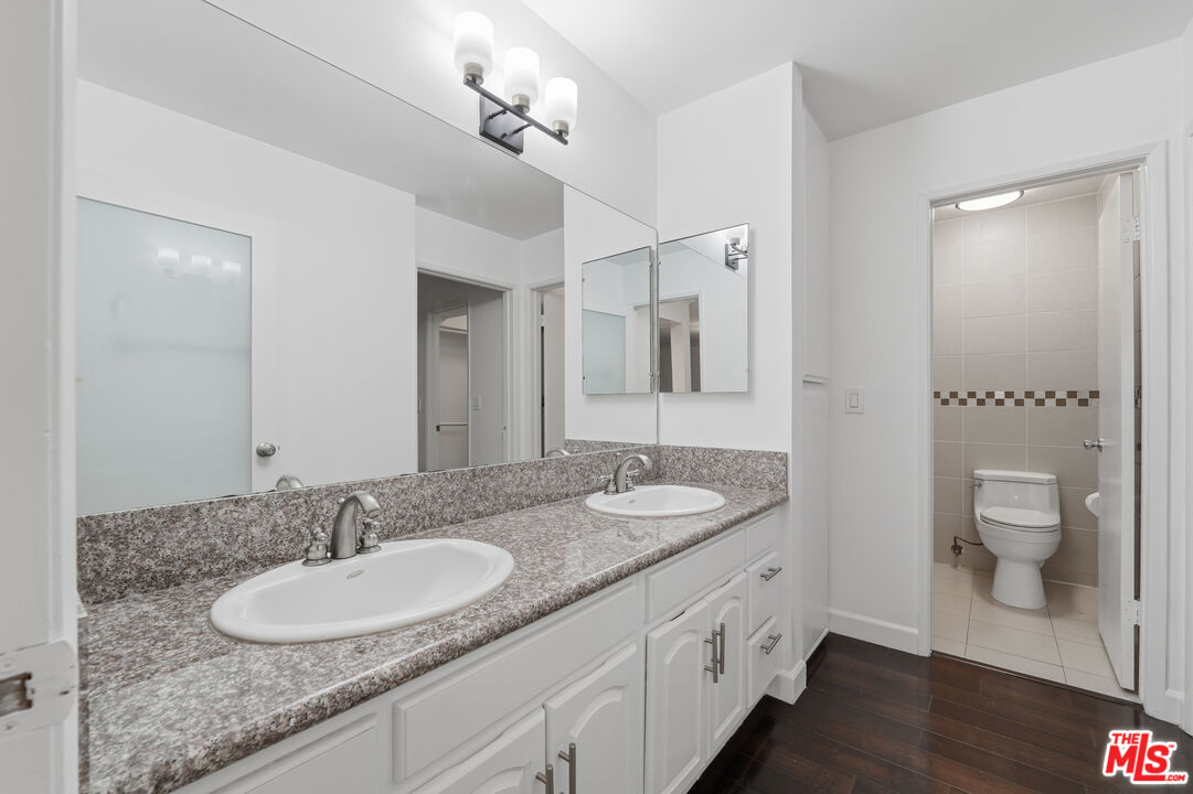 10732 Woodbine Street, Unit 3 Los Angeles, CA 90034 - Photo 27 of 37