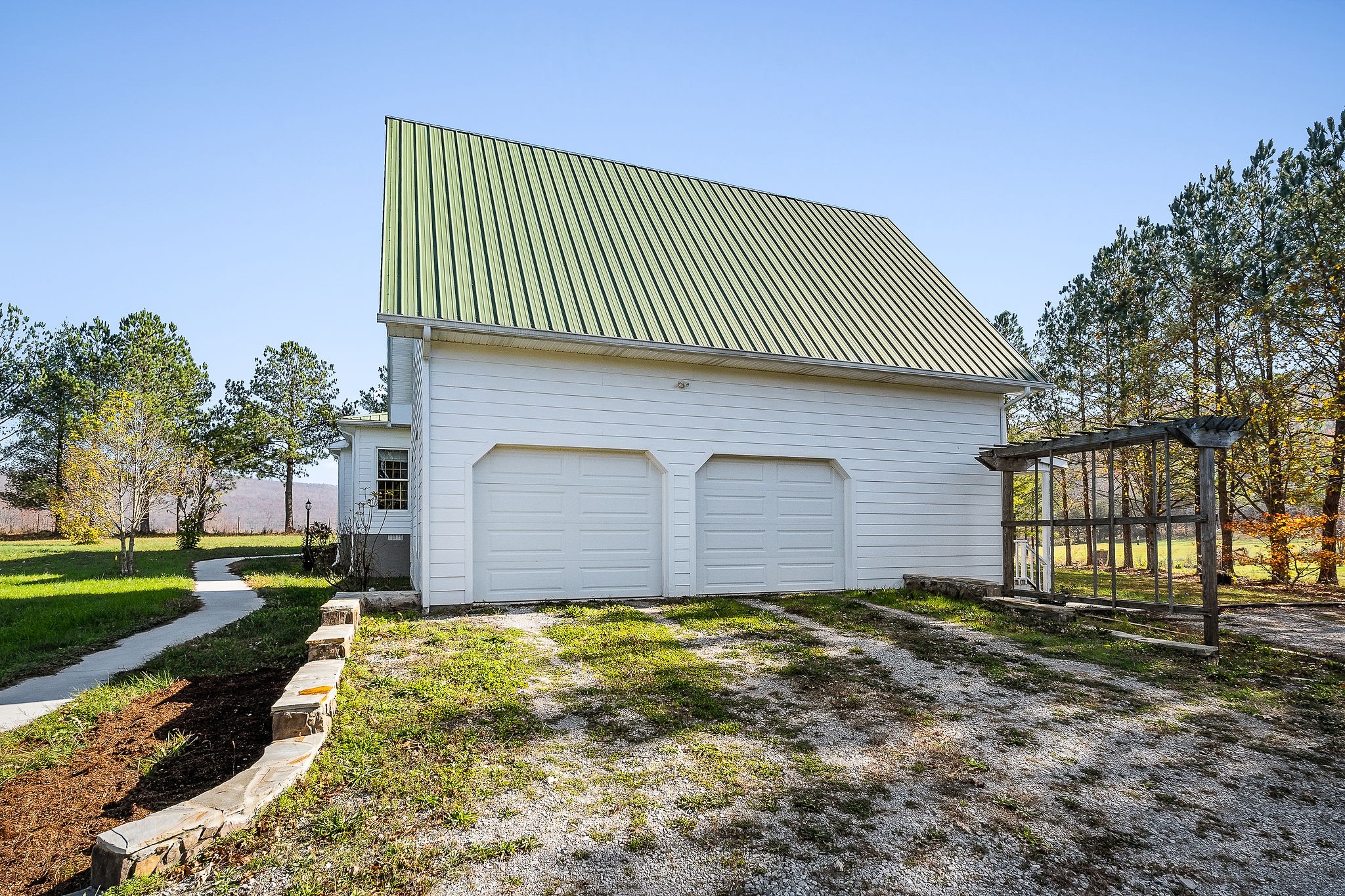 225 Apple Valley Lane Morrison, TN 37357 - Photo 64 of 74 a front view of a house with a yard
