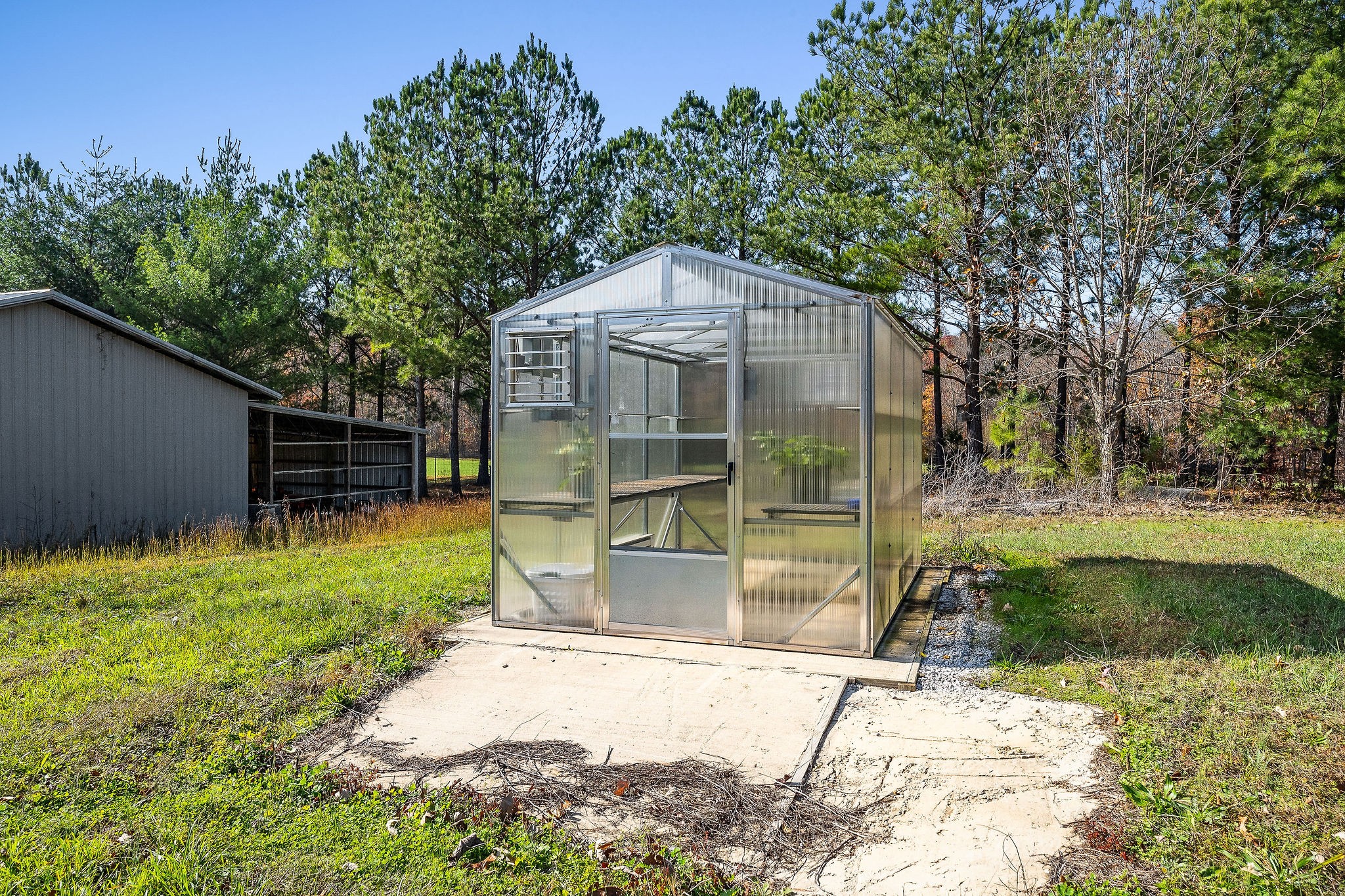 225 Apple Valley Lane Morrison, TN 37357 - Photo 65 of 74 a front view of a house with a yard