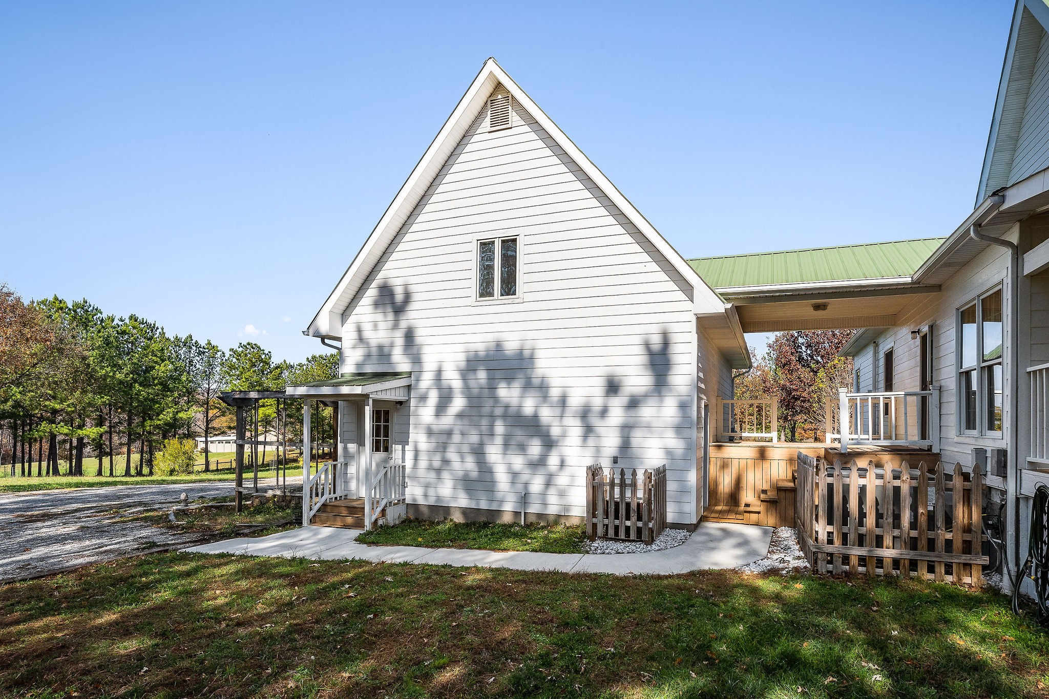 225 Apple Valley Lane Morrison, TN 37357 - Photo 9 of 74 a view of a house with a yard and sitting area