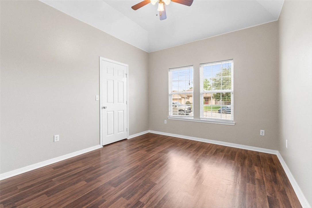 314 San Rafael Drive Portland, TX 78374 - Photo 13 of 27 2nd bedroom